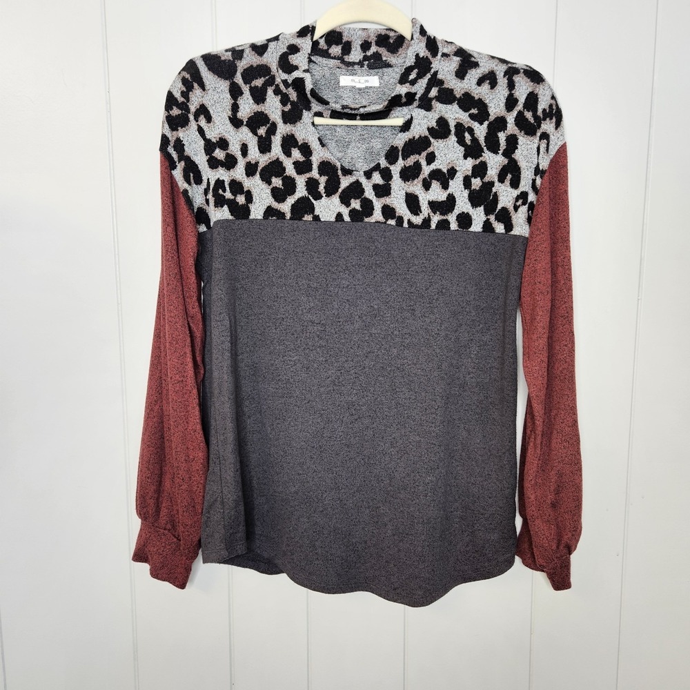 Maurices Sweater Size Small Lightweight Softโ